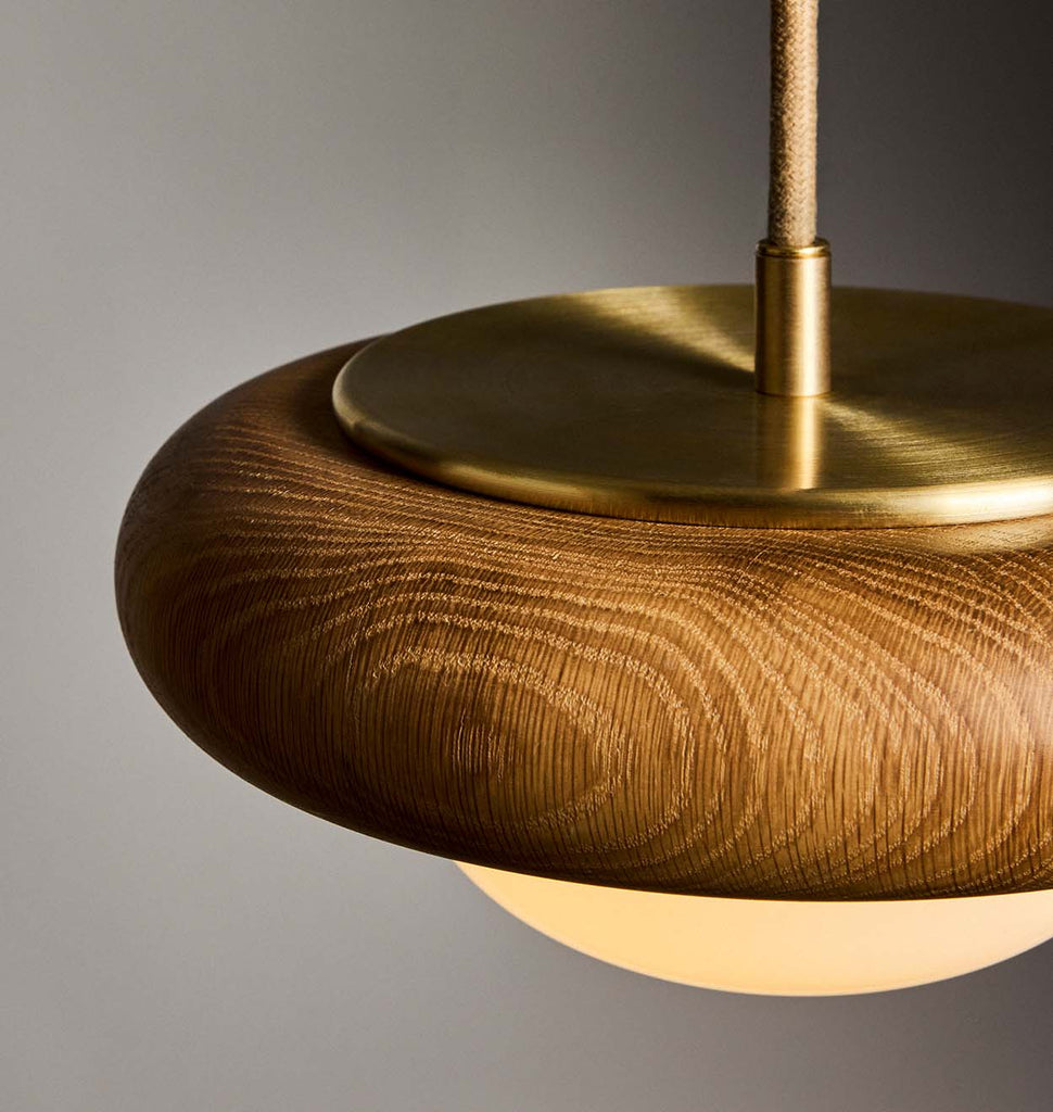 Detail - Wood (White Oak)