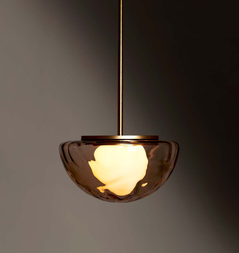 Pearl Pendant - Peach / Water - Brass