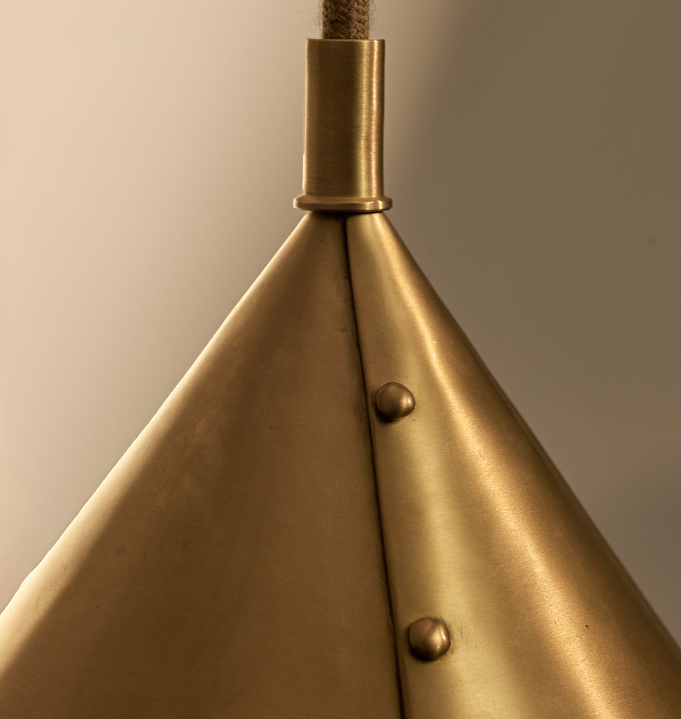Detail (Unlacquered Brass)
