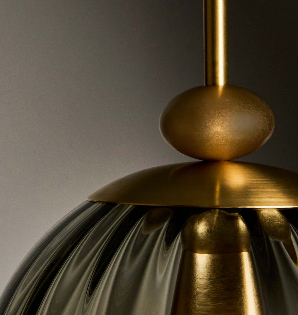 The Roll & Hill Pendant 02 - Detail (Fume/Ripple - Brass)