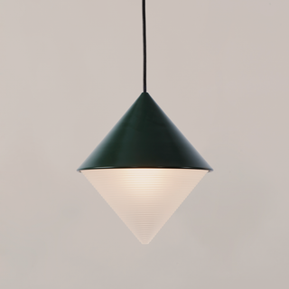 R✴︎H ♦︎14kgfパイライトファンシーシェイプカービングペンダント Half & Half | Pendant - Cone | Takagi & Homstvedt – Roll & Hill