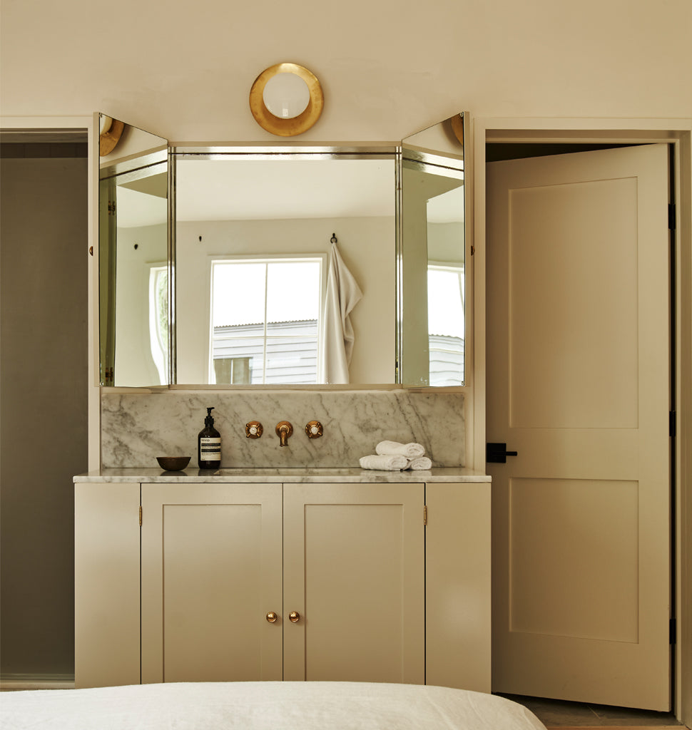 Sconce 01 (Unlacquered brass) — Inness, Accord, New York. Interior by Post Company. Image by Adrian Gaut