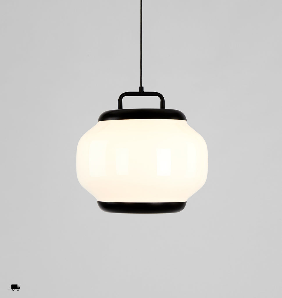 Pendant 02 (Black/White)