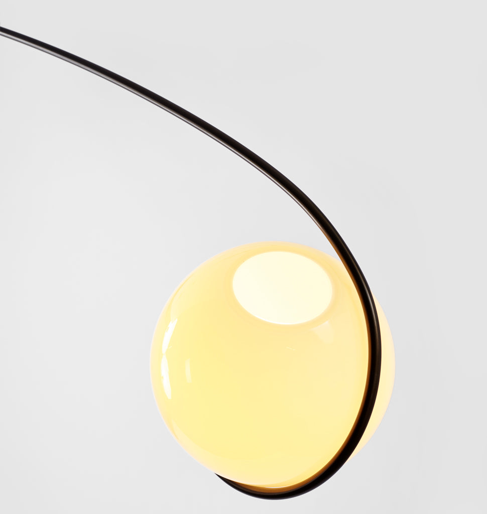 Cantilever (Bronze/Cream)