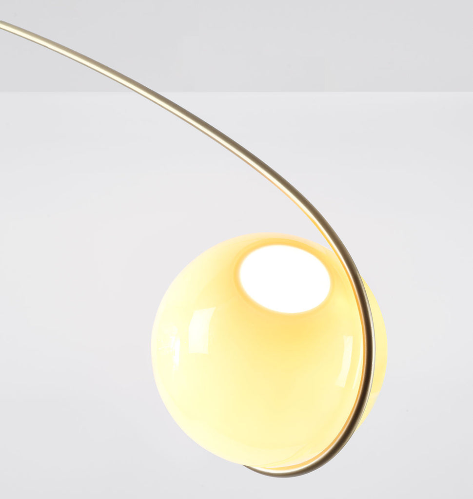 Cantilever (Brass/Cream)