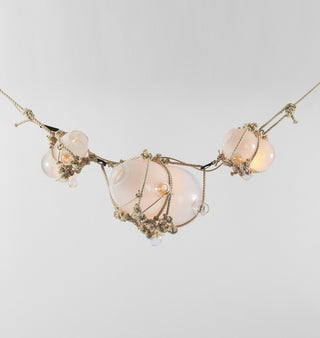 Chain   1 Lg, 2 Sm Bubbles (Natural/Opal)
