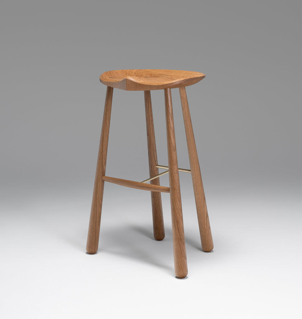 Taper Bar Stool (White oak)