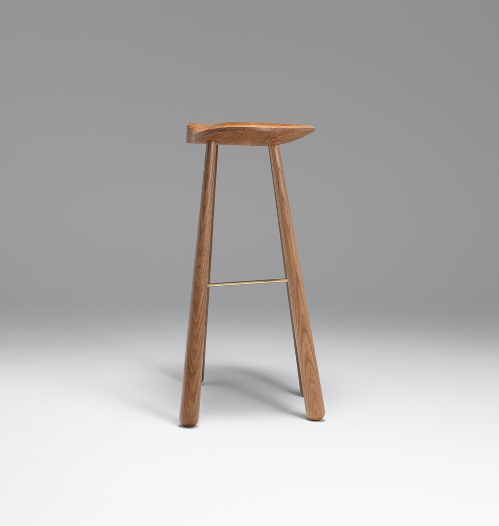 Taper Bar Stool (White oak)